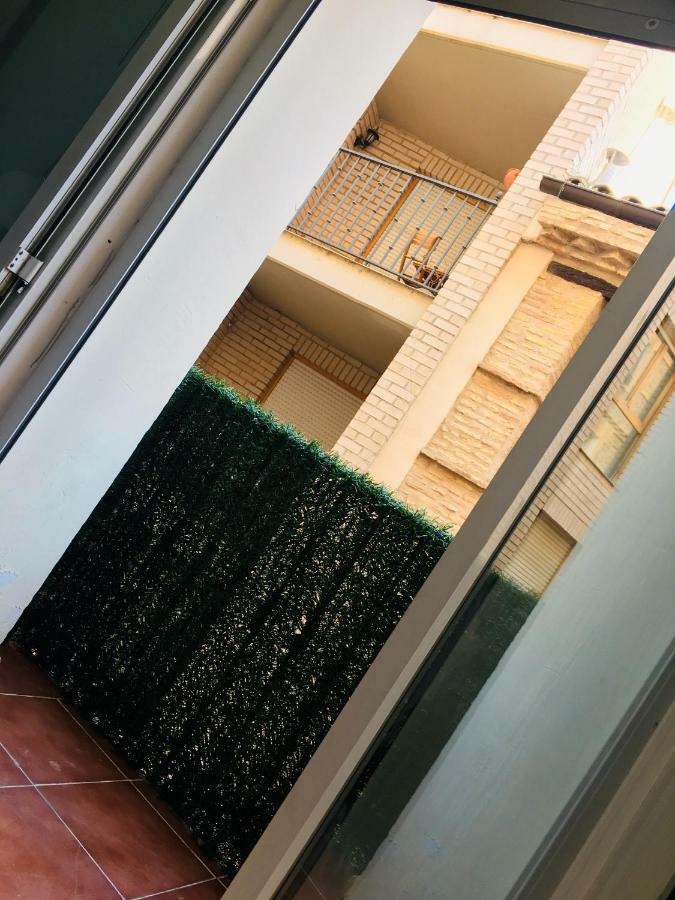 Apartamento Good Vibes Apartman Zaragoza Kültér fotó