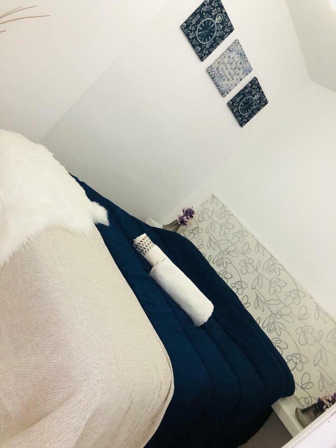 Apartamento Good Vibes Apartman Zaragoza Kültér fotó