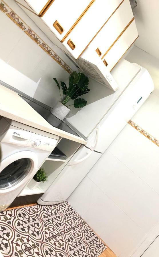 Apartamento Good Vibes Apartman Zaragoza Kültér fotó
